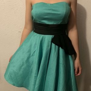 Sweetheart neckline soft green dress